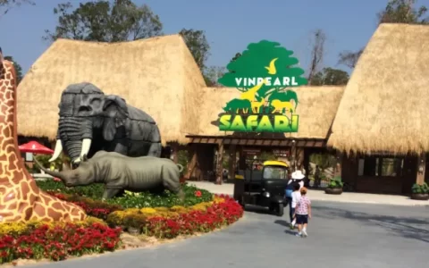 Vinpearl Safari